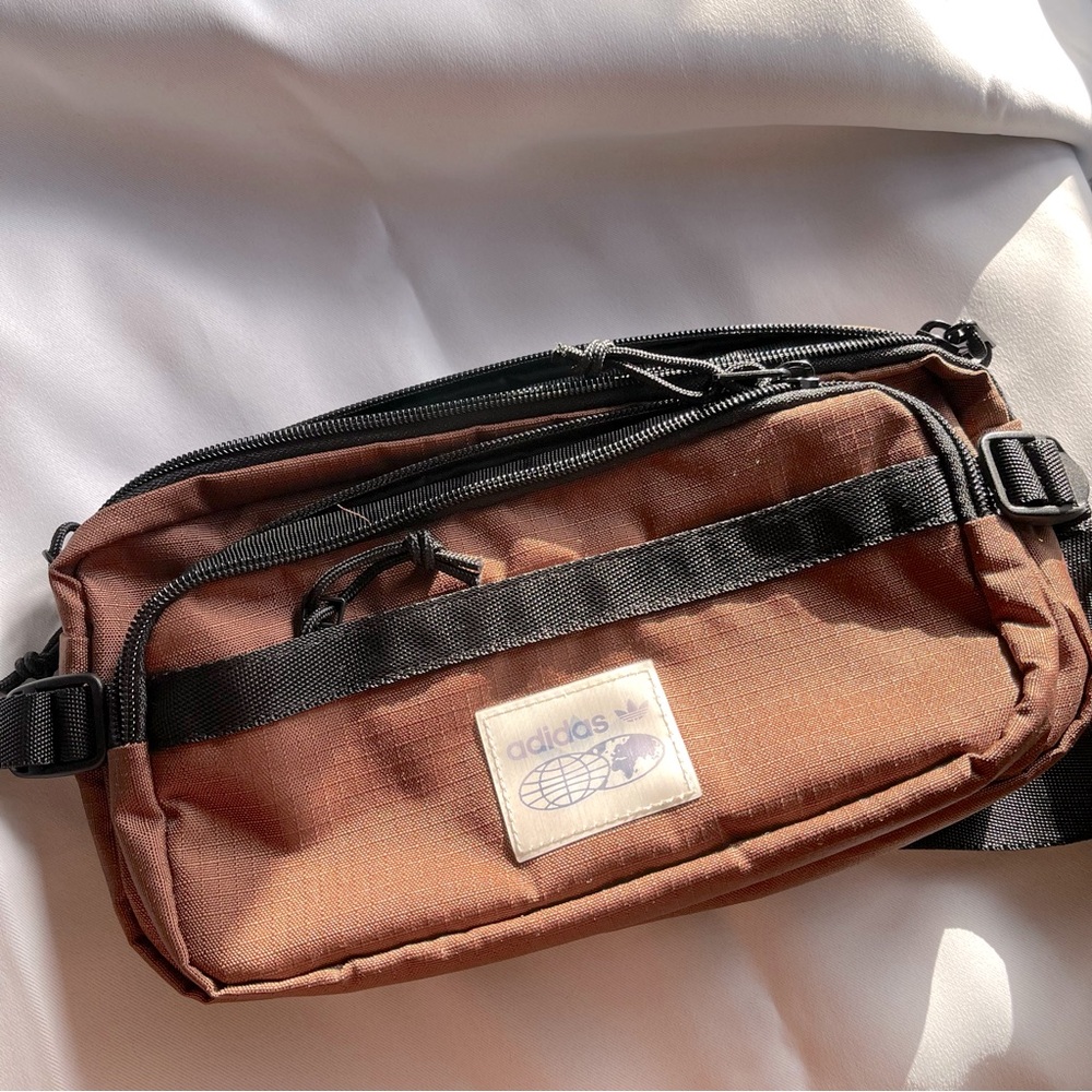 Adidas Rectangular crossbody/hip pack New